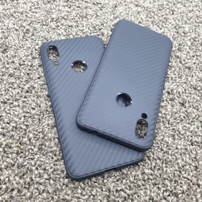 Чехол силиконовый для Xiaomi Redmi 7/ZTE Blade V10/V10 Vita Карбон (черный)